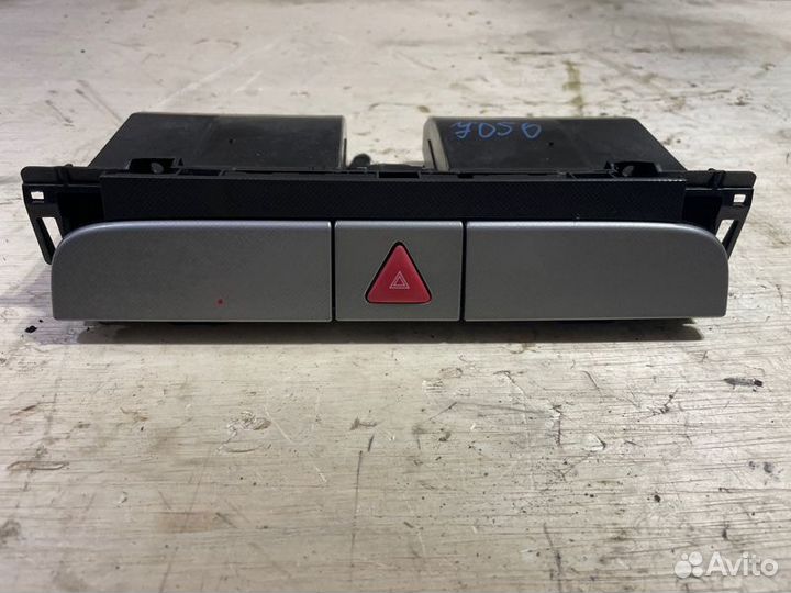 Подстаканник Volkswagen Passat 3C5 BVY 2005-2010