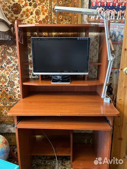 Компьютерный стол