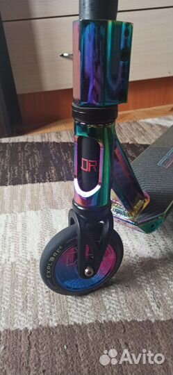 Трюковой самокат Explore