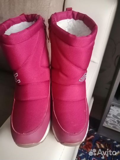 Дутики женские