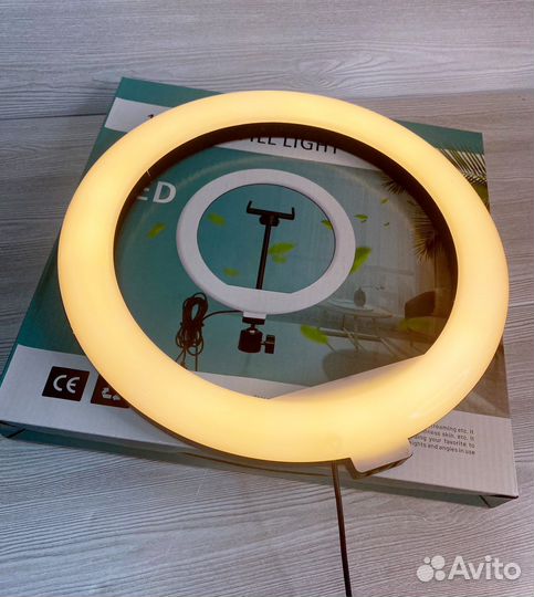 Кольцевая лампа 30 см со штативом