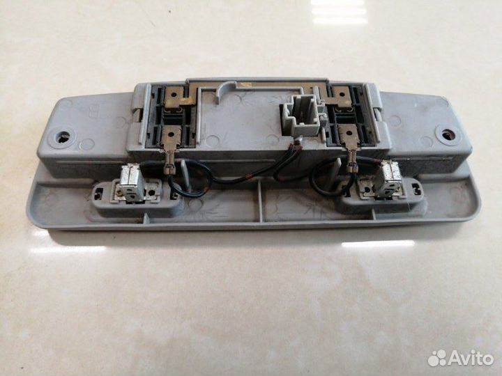 Плафон подсветки салона Honda Accord 6 wagon F23A