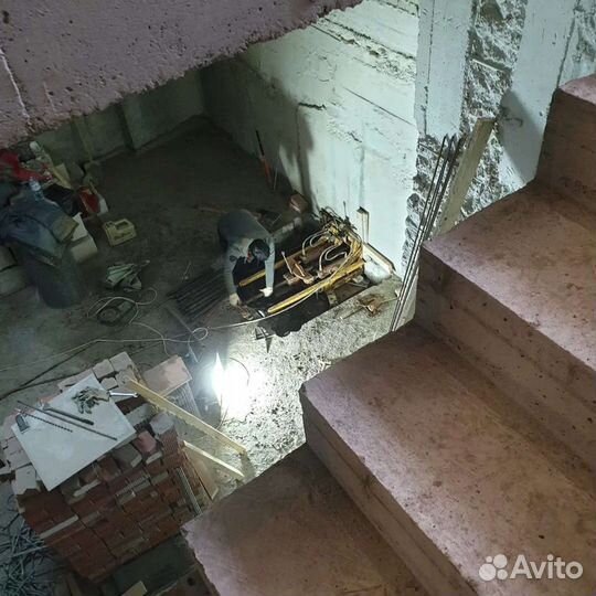 Прокол под дорогой, прокол грунта,мини ГНБ