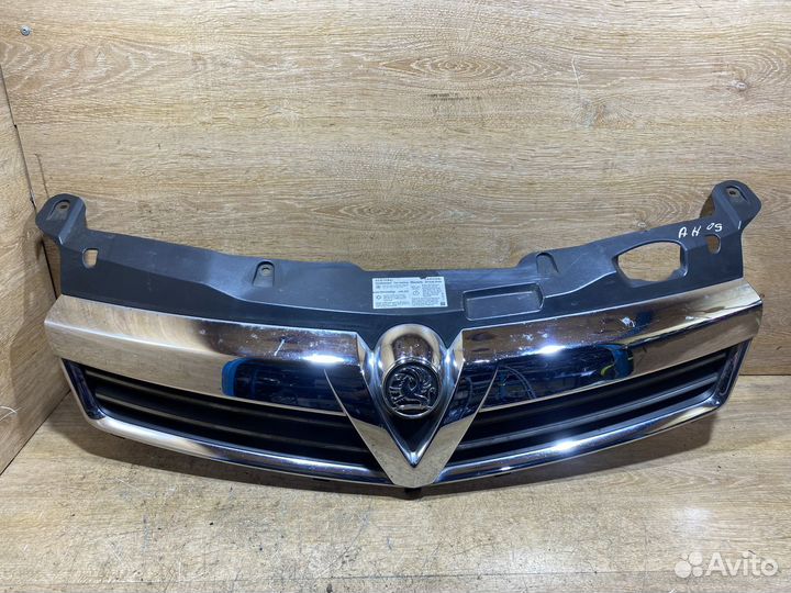 Решетка радиатора Opel Astra H рест Арт. 130331