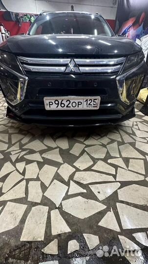 Сплиттер универсальный переднего бампера