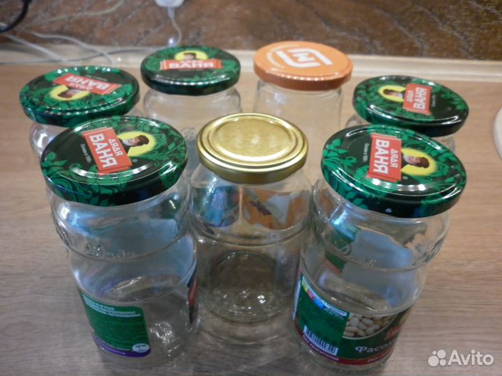 Банки стеклянные,бутылки