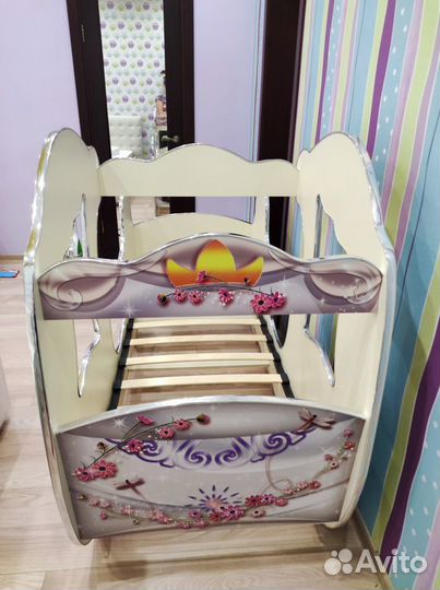 Детская кровать-карета