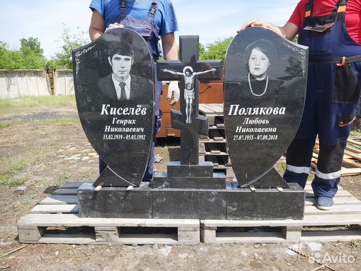 Памятники из гранита и мрамора