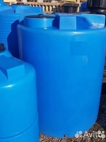 Емкость пластиковая для полива под воду