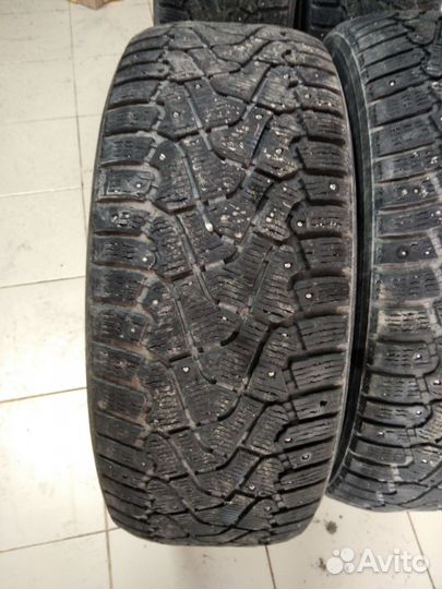 Pirelli Scorpion Ice Zero 2 265/65 R17