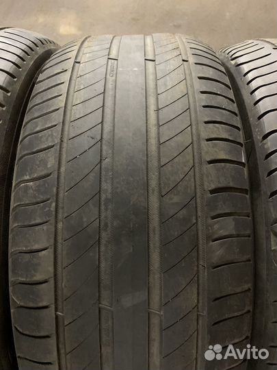 Michelin Primacy 4 235/55 R17