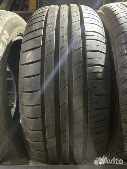 Goodyear EfficientGrip 225/55 R17