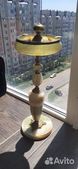 Пепельница из оникса