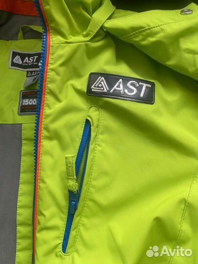 Горнолыжный костюм для мальчика 146