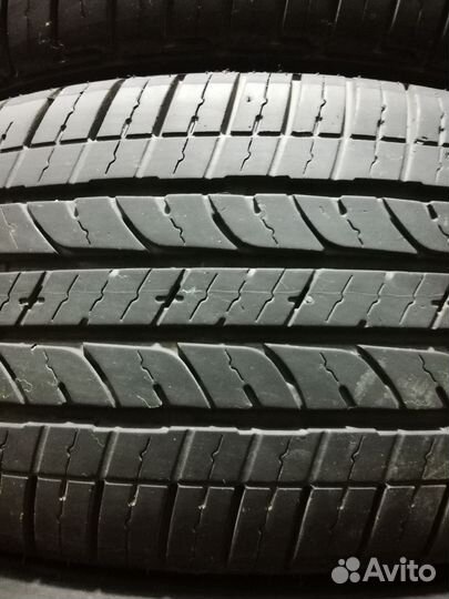 Bridgestone Dueler H/T 215/60 R17