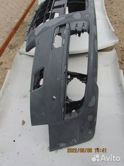 Бампер передний б/у Audi A6