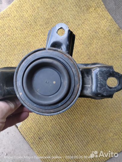 Опоры двигателя KIA RIO 3