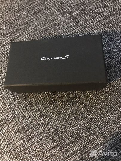 Porsche Caymanк S 2013 model limited