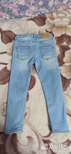 Джинсы zara