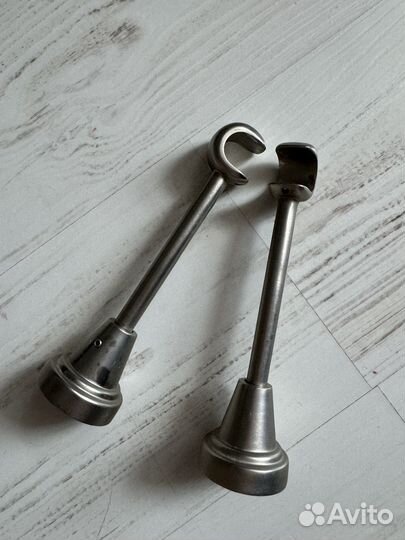 Карниз металлический потолочный бу