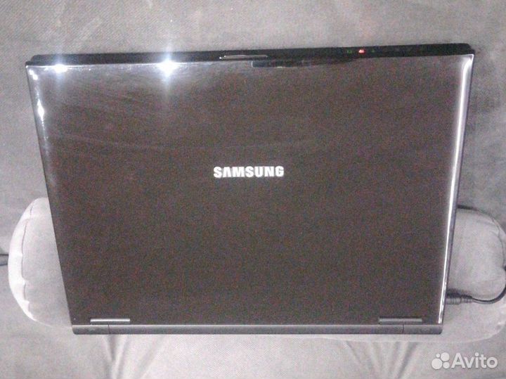 Нетбук samsung np r20y