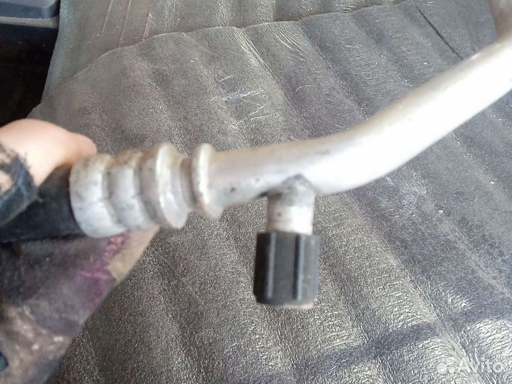 Трубка кондиционера Mitsubishi Colt