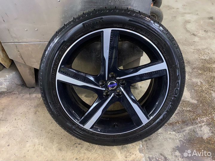 Pirelli Scorpion Zero Asimmetrico 255/45 R20 105V