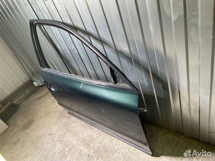 Дверь передняя правая Volkswagen Passat B5 1.6 AHL