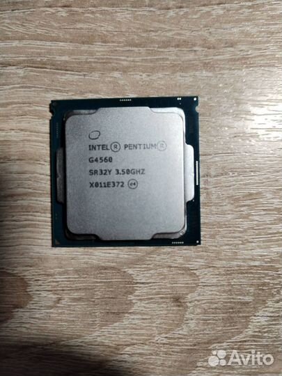 Процессор Intel Pentium G4560