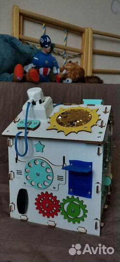 Бизиборд дом