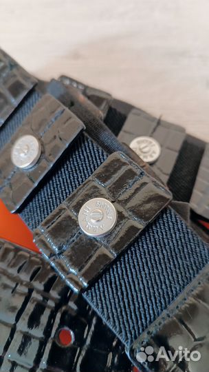 Ремень Armani jeans на пальто, пуховик