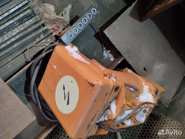 Тельфер болгарский 1000кг