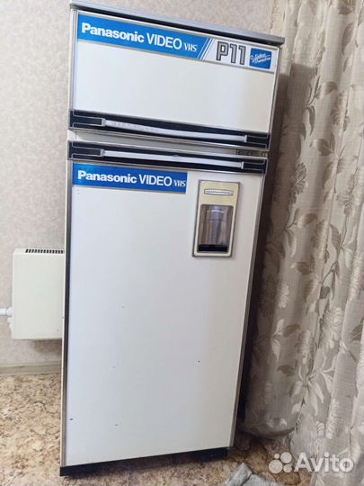 Минихолодильник с морозильной бу