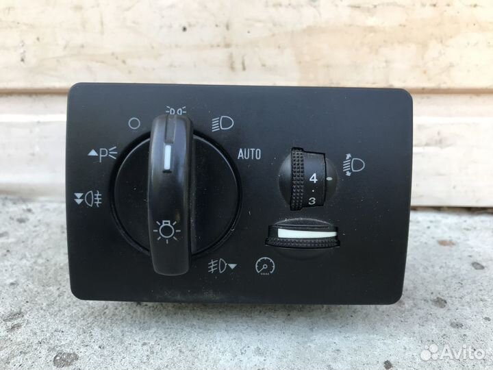 Переключатель света фар Ford Focus 2 1471867