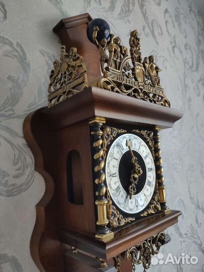 Часы настенные Голландия с боем
