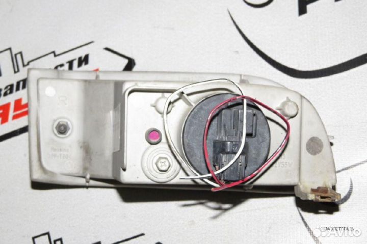 Туманка toyota carina AT210 AT211 AT212 CT210 CT21