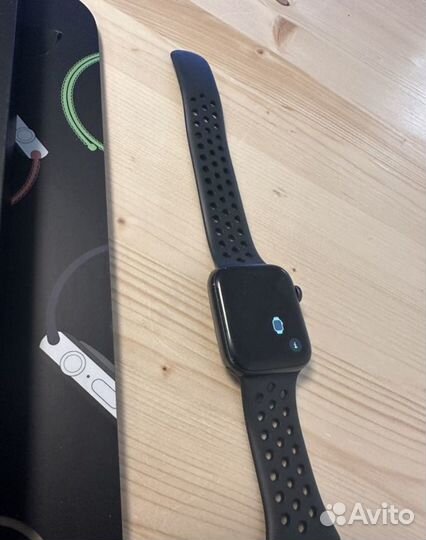 Часы apple watch 6 44 mm nike