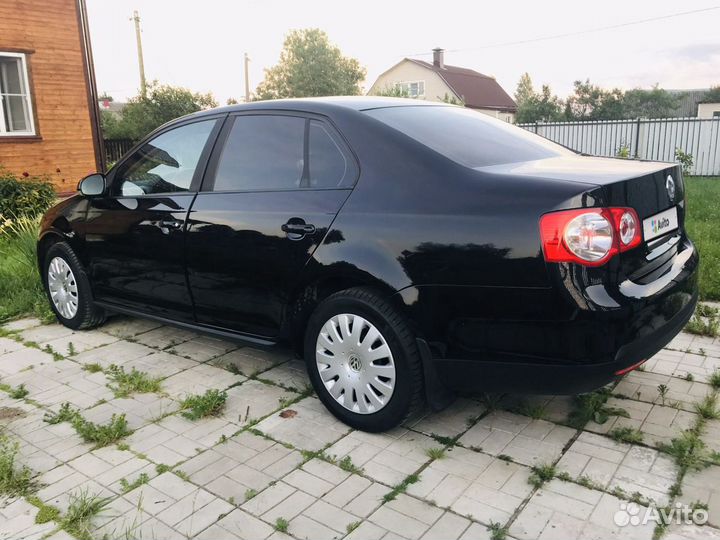 Volkswagen Jetta 1.6 AT, 2008, 298 000 км