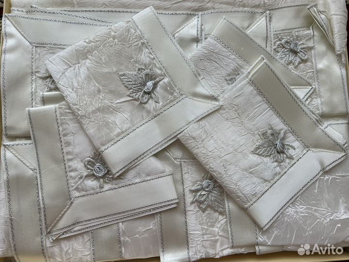 Скатерть с салфетками