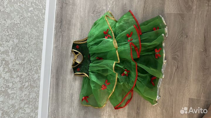 Платье елочки 110