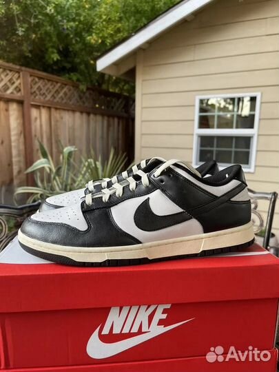 Nike Dunk Low Vintage Panda