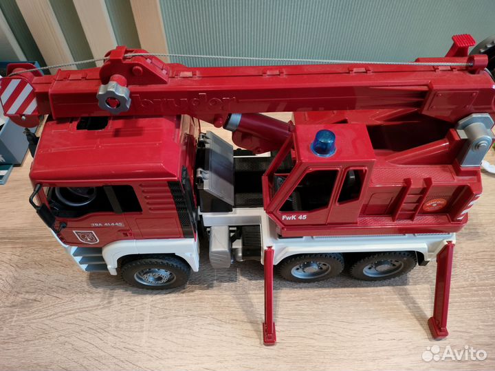 Автокран bruder