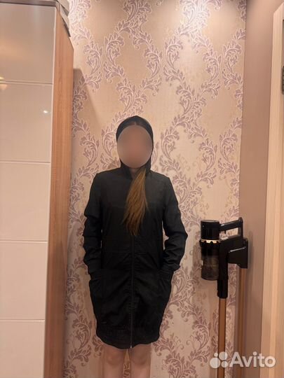 Ветровка женская