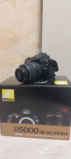 Зеркальный фотоаппарат nikon D5000