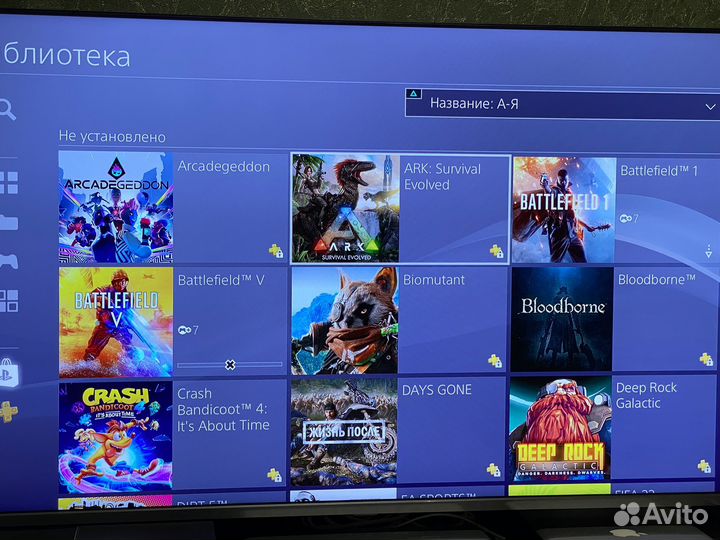 Sony Playstation 4 500 GB + 120 игр