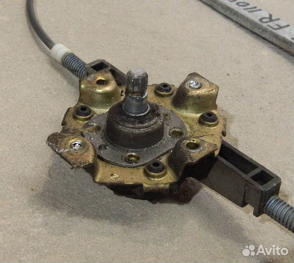 Стеклоподъемник передний правый Kadett E