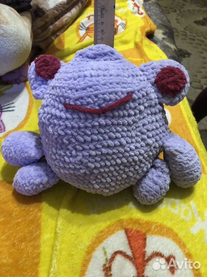 Игрушка лягушка