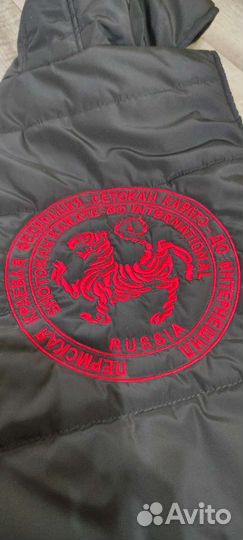 Желает с символикой Федерации каратэ