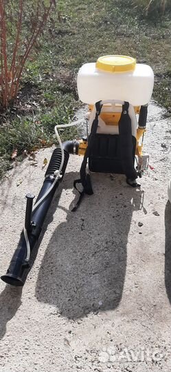 Опрыскиватель бензиновый бу