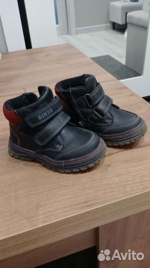 Ботинки осень для мальчика 23р